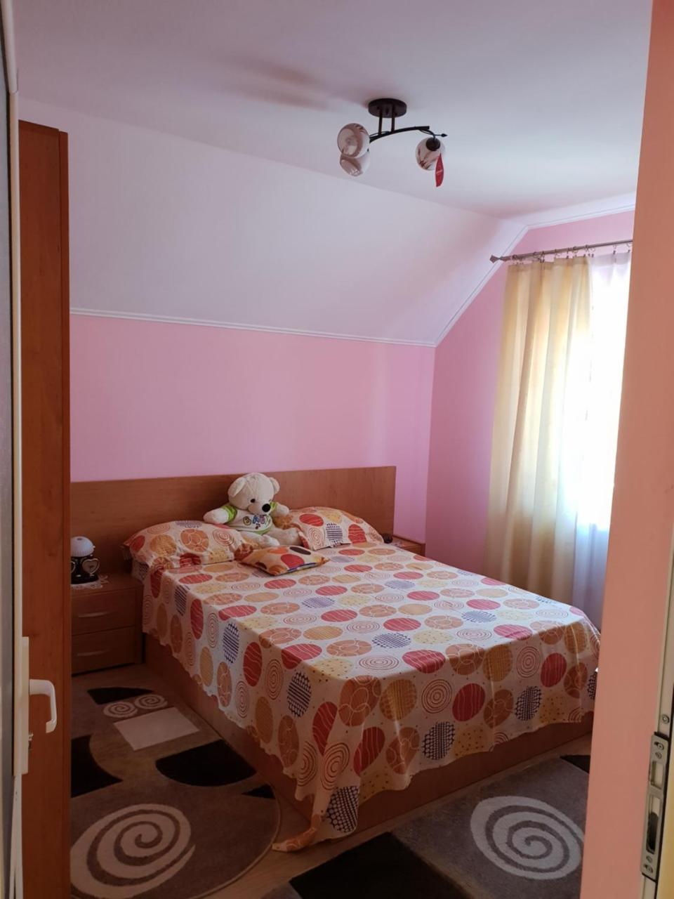 Steluta Villa Călimăneşti Ruang foto